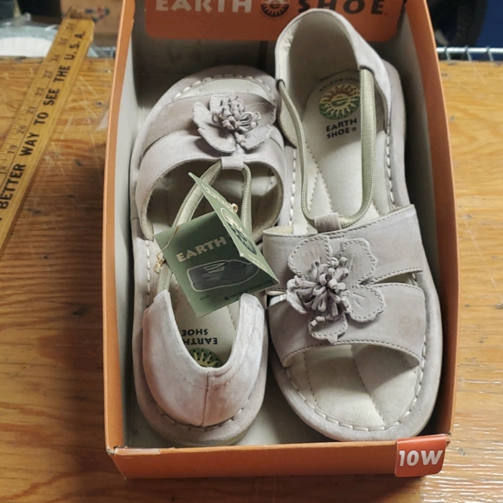 Vintage Earth Shoe New Size 10W